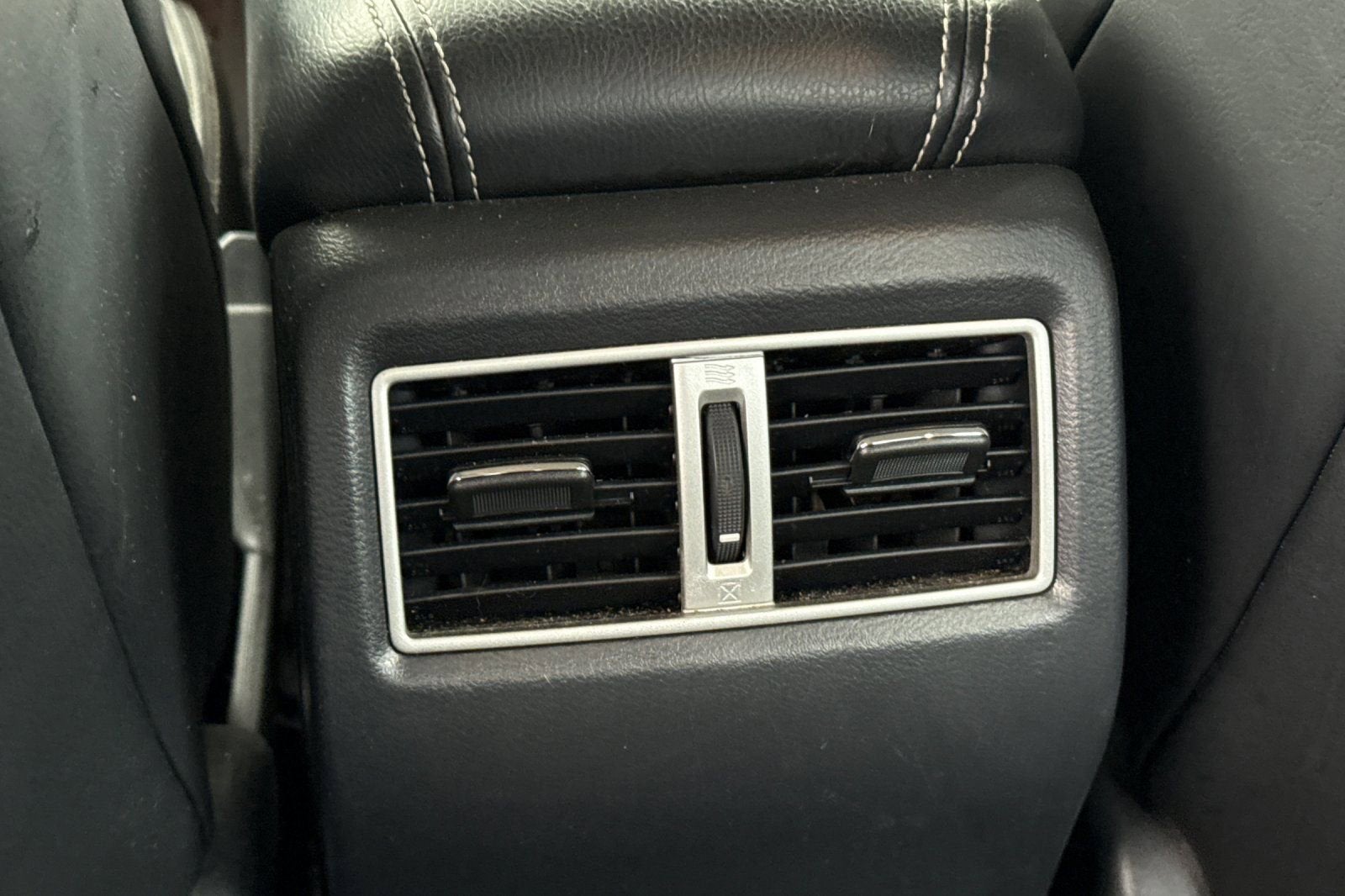 2023 Nissan Maxima SV