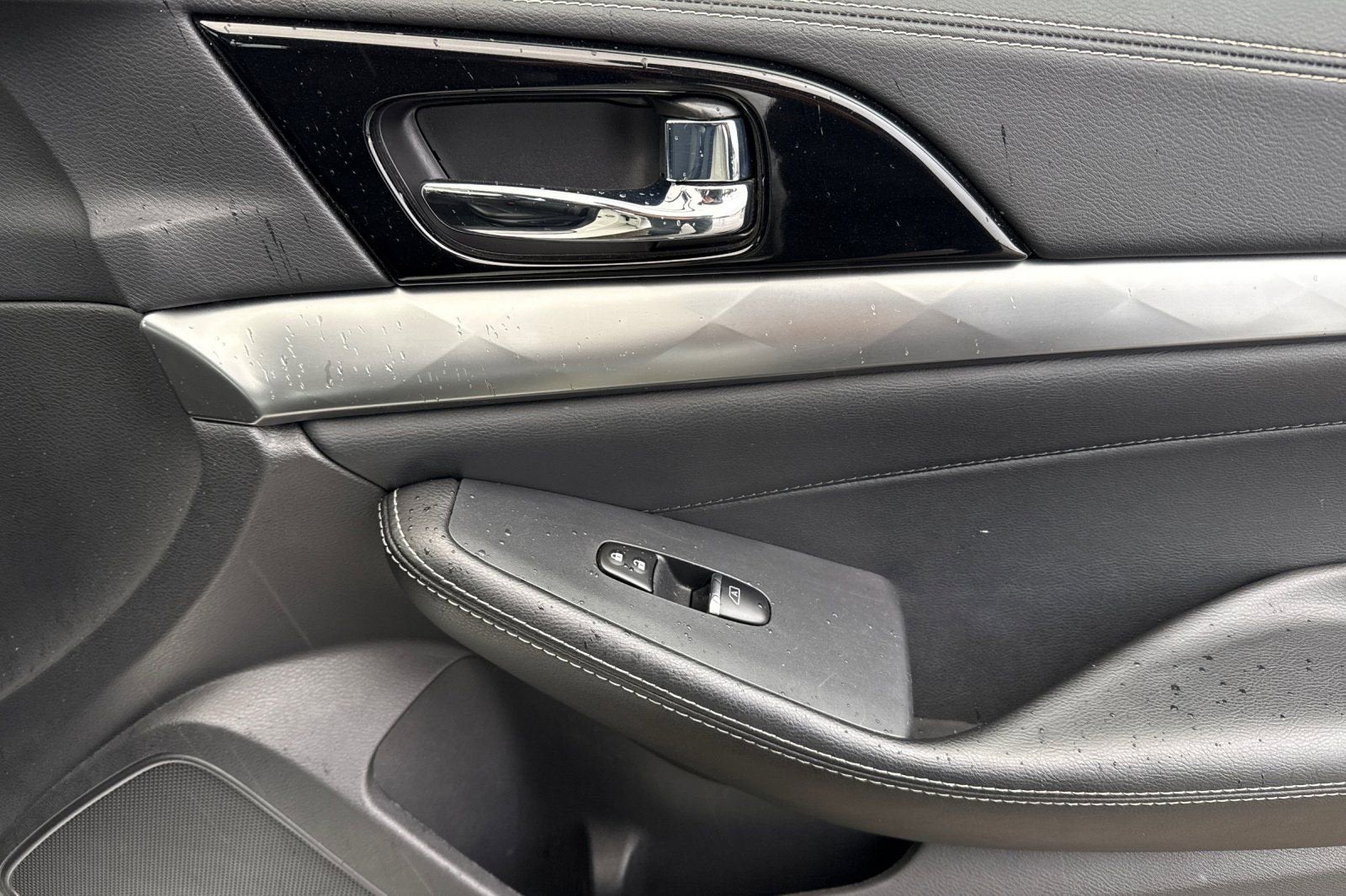 2023 Nissan Maxima SV