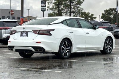 2023 Nissan Maxima SV