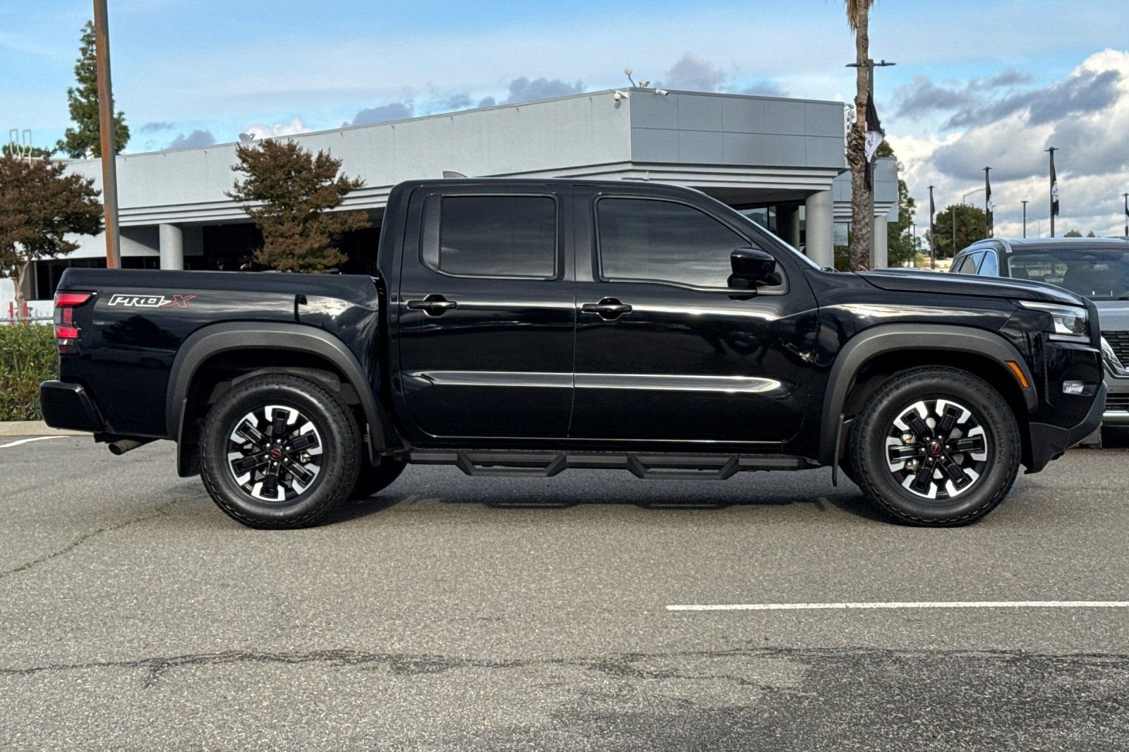 2023 Nissan Frontier PRO-X