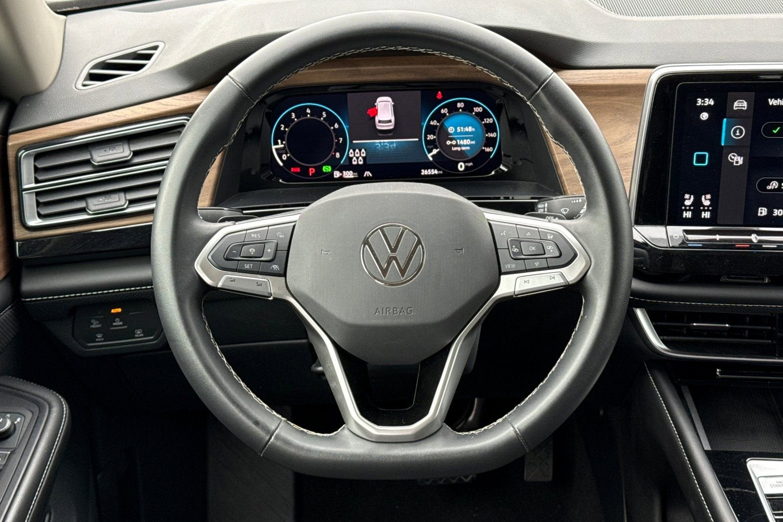 2024 Volkswagen Atlas 2.0T SE w/Technology