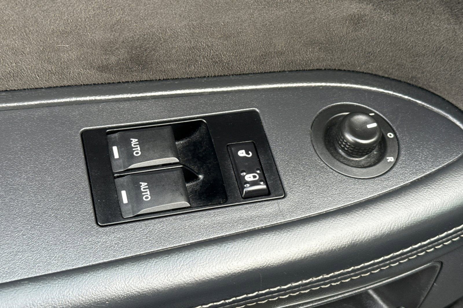 2012 Dodge Challenger SRT8 392