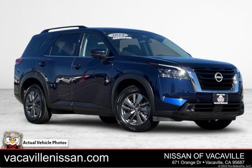 2024 Nissan Pathfinder SV