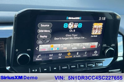 2025 Nissan Pathfinder SL