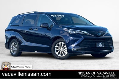 2024 Toyota Sienna XLE