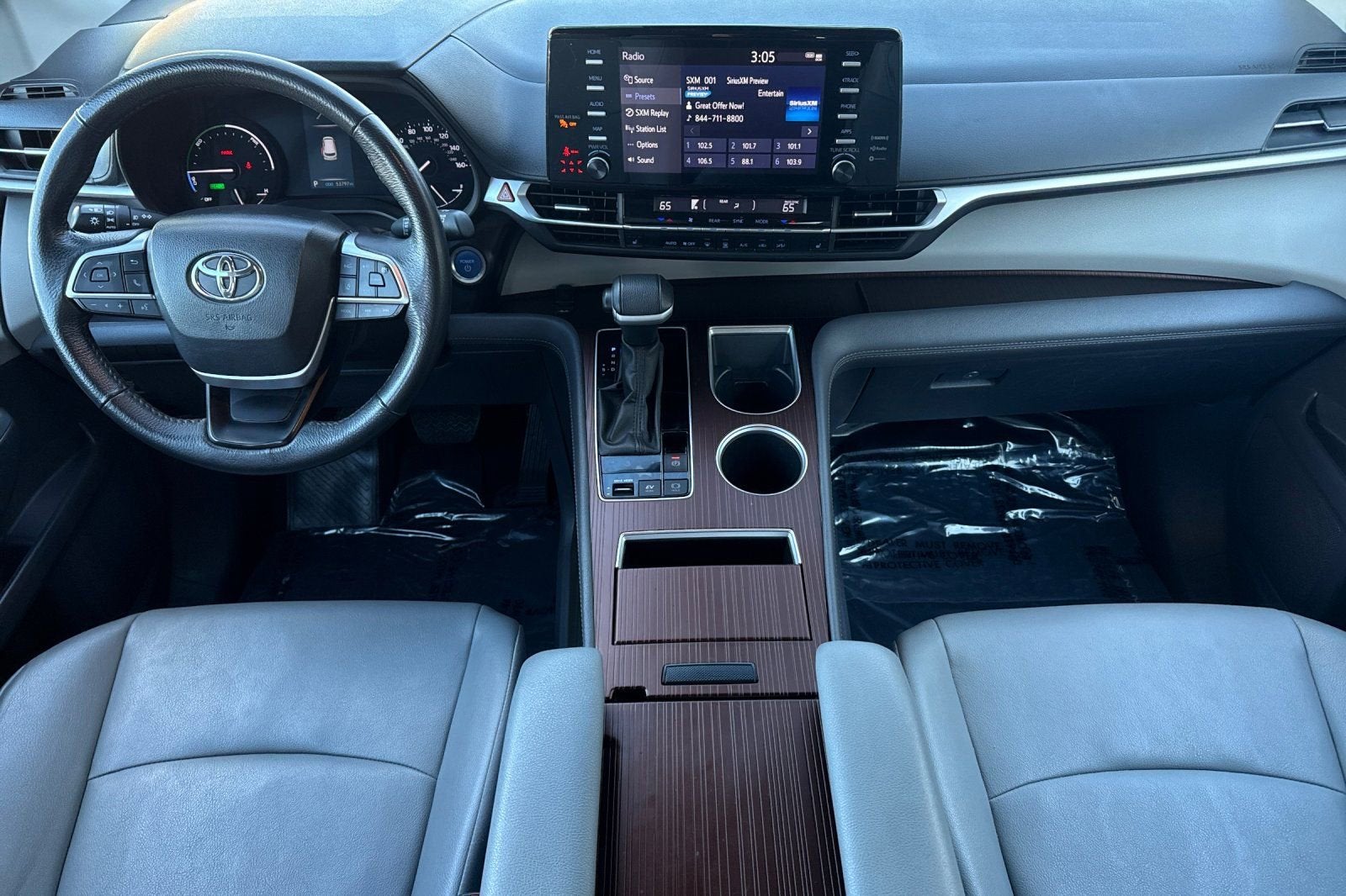 2024 Toyota Sienna XLE