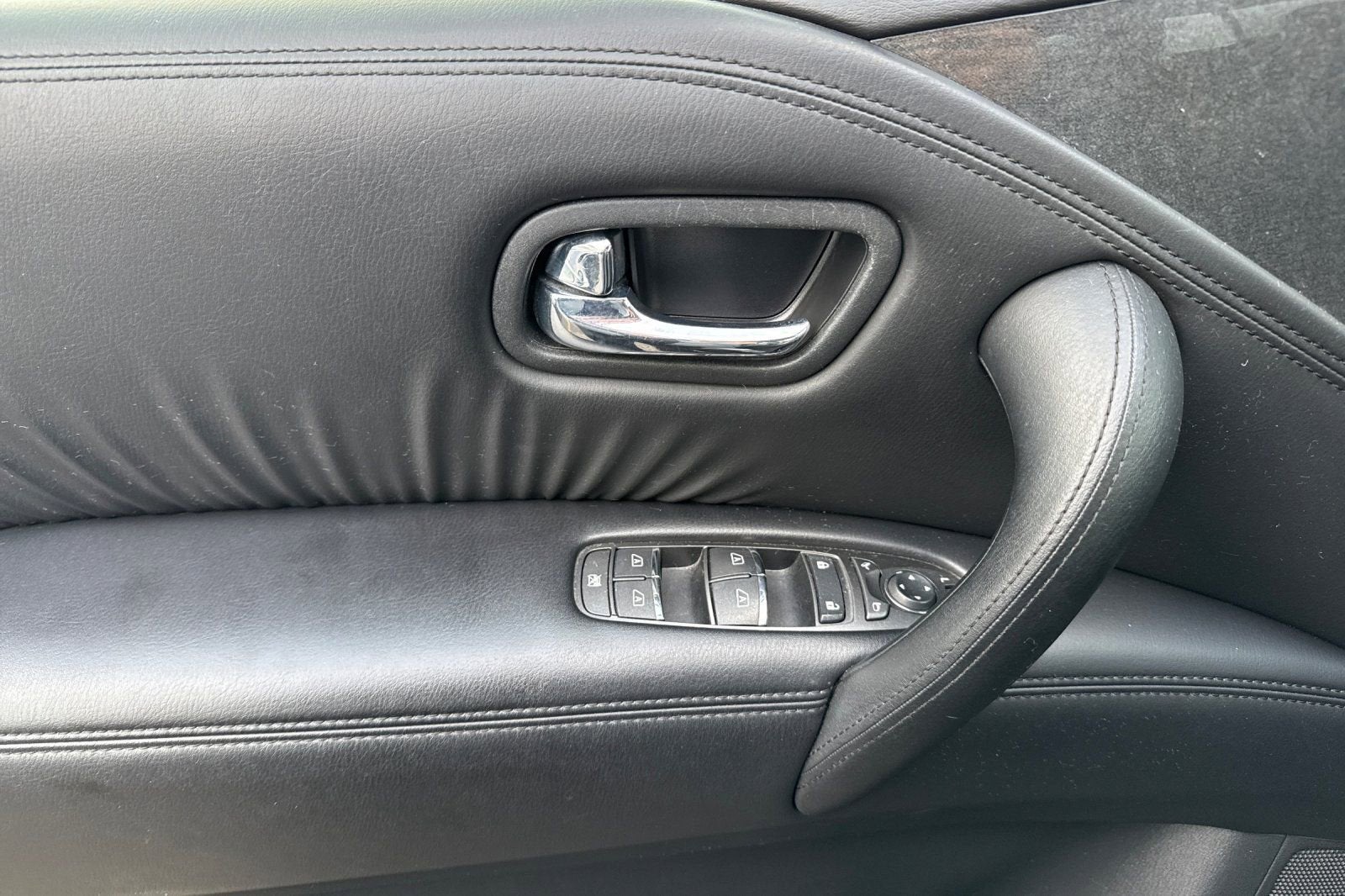 2023 Nissan Armada SV