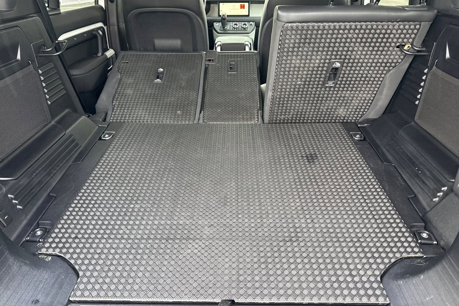 2024 Land Rover Defender S