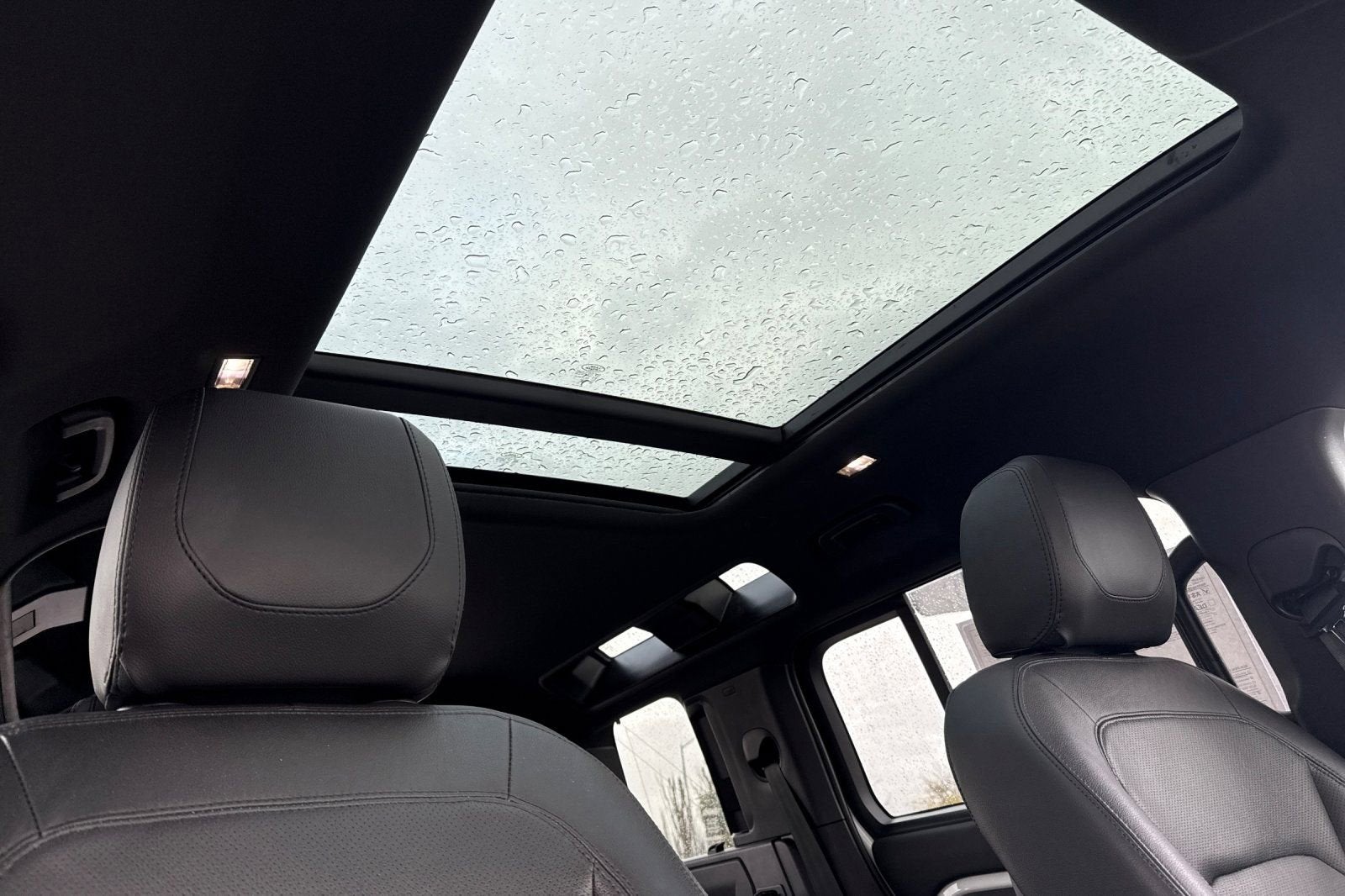 2024 Land Rover Defender S