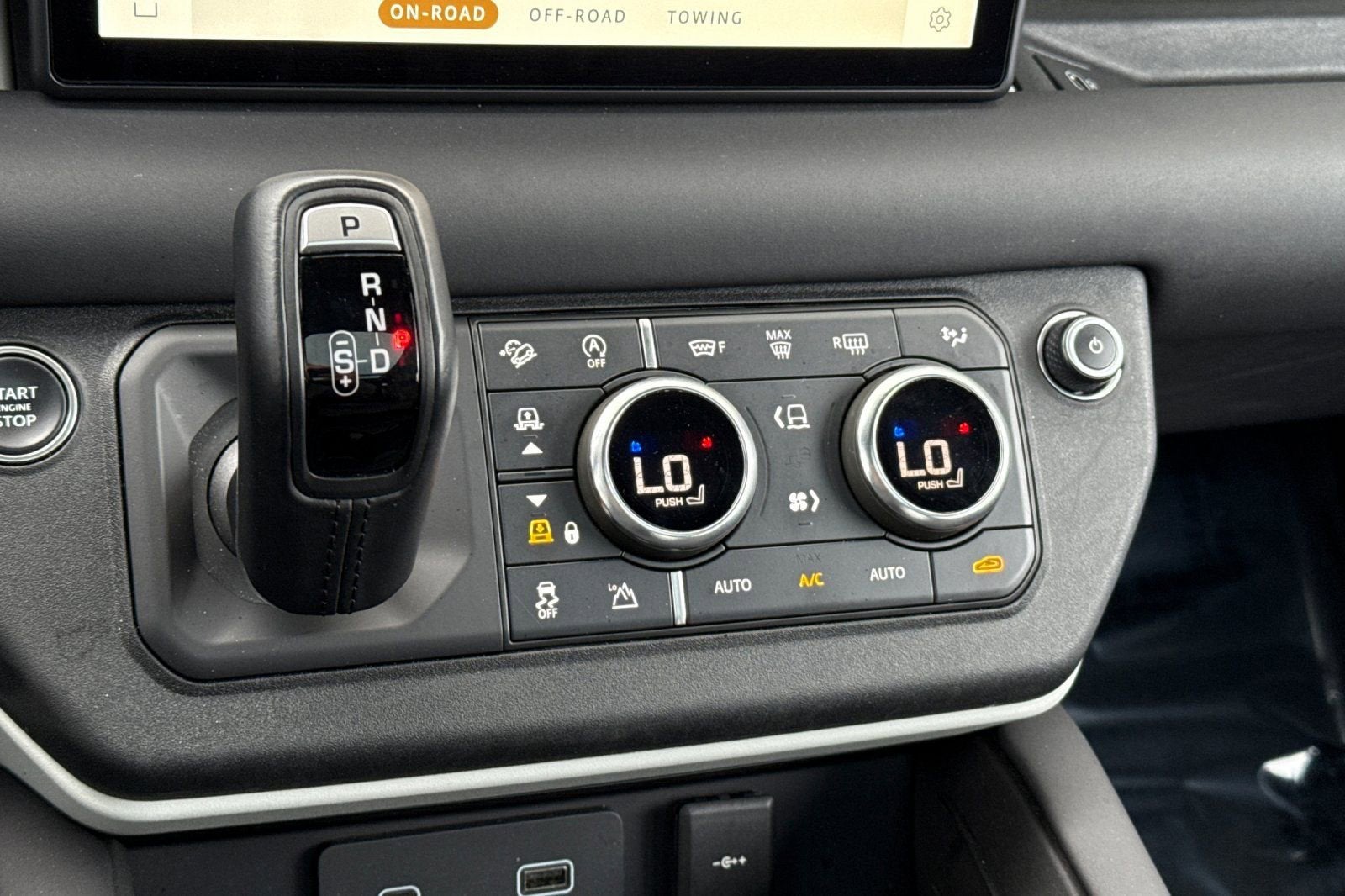 2024 Land Rover Defender S