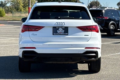 2024 Audi Q3 S line Premium