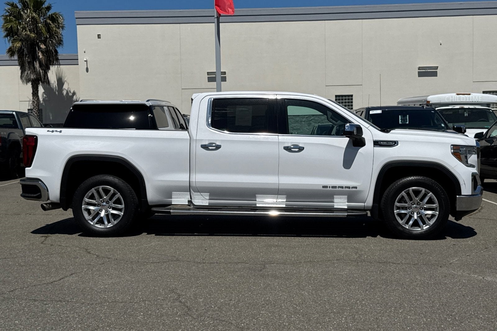 2020 GMC Sierra 1500 SLT