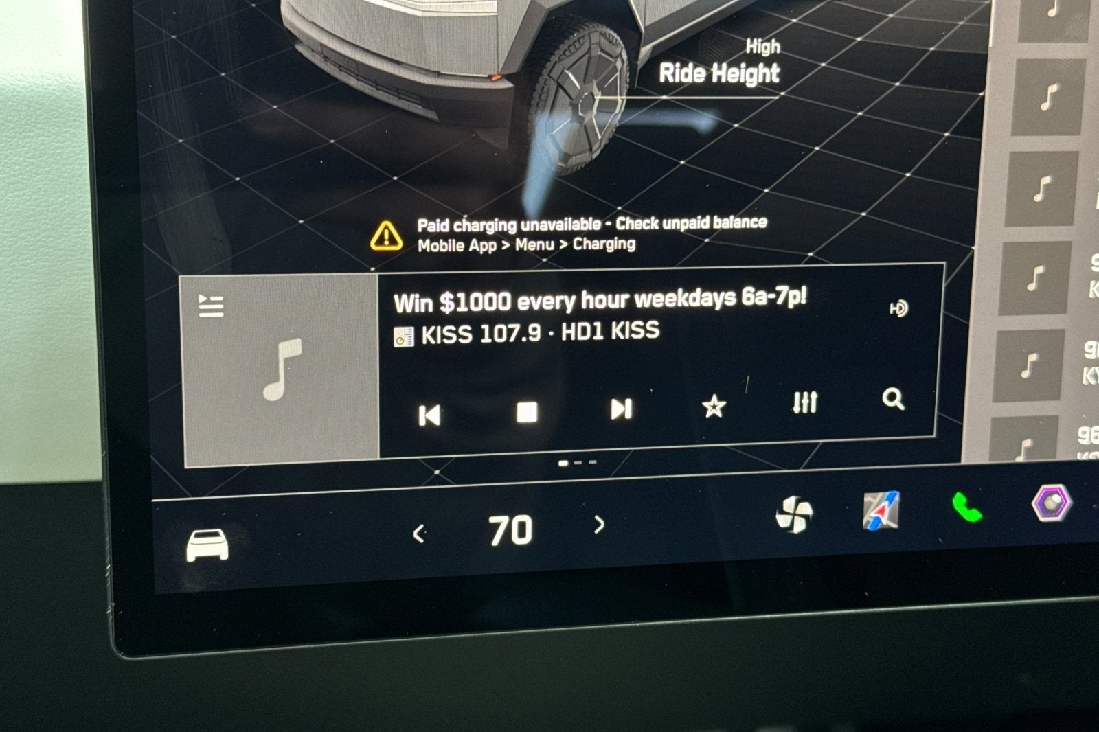 2024 Tesla Cybertruck Base