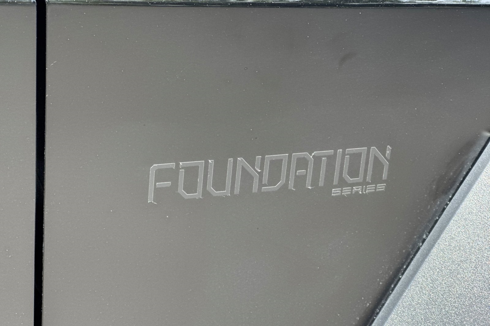 2024 Tesla Cybertruck Base