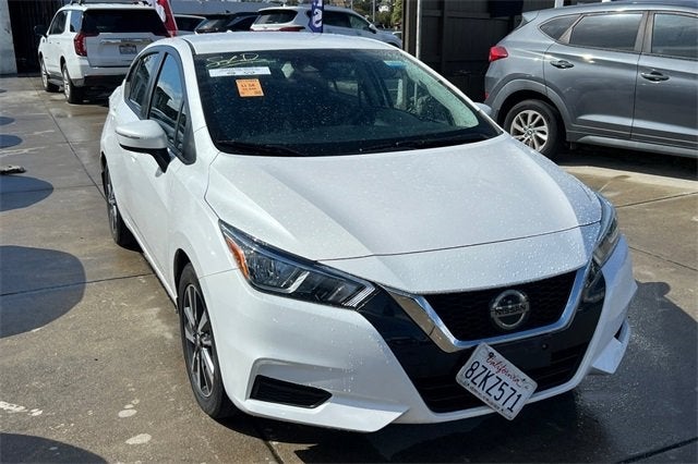 2021 Nissan Versa SV