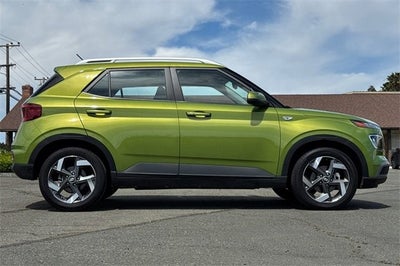 2024 Hyundai Venue SEL