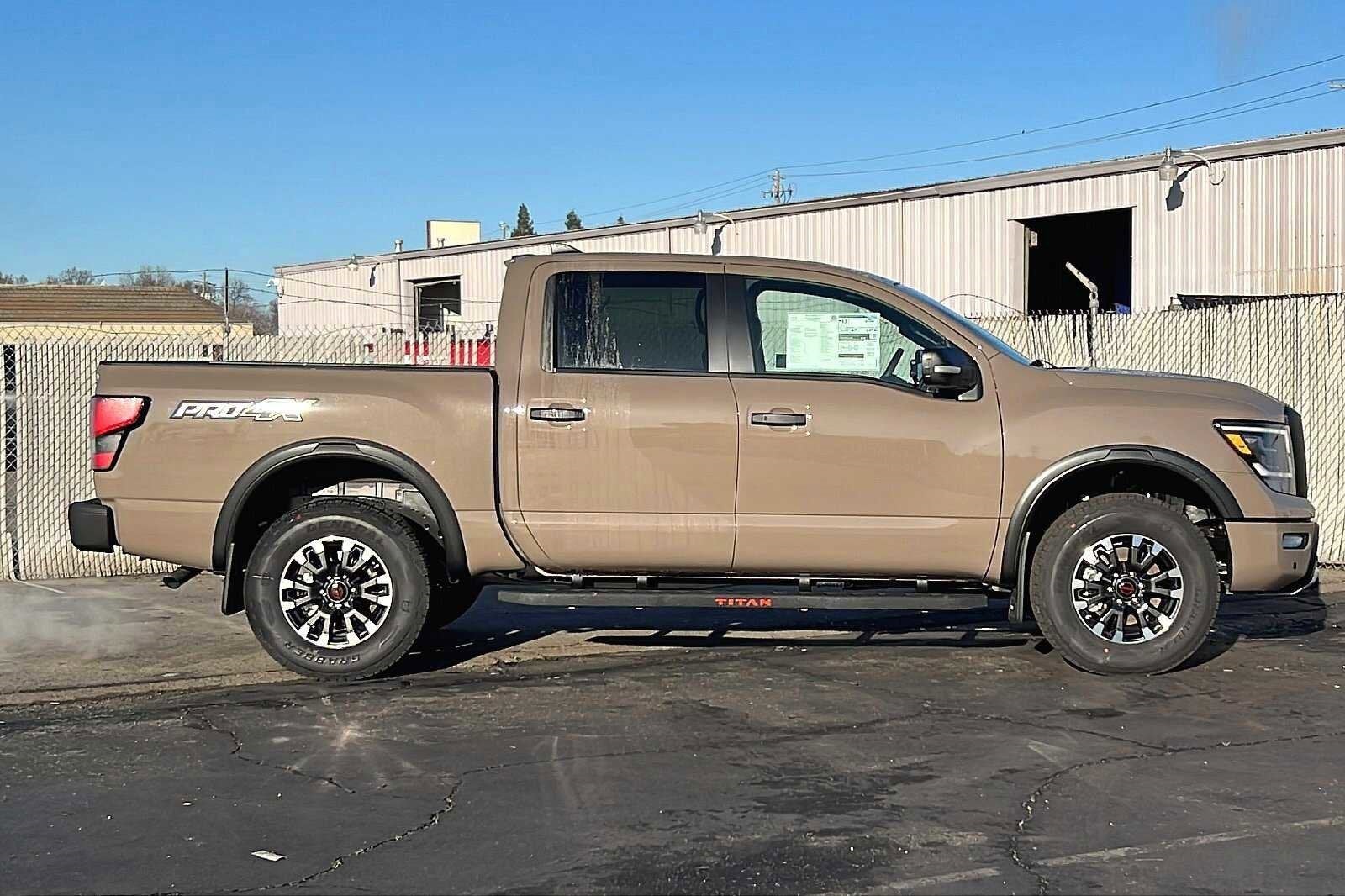 2023 Nissan Titan PRO-4X
