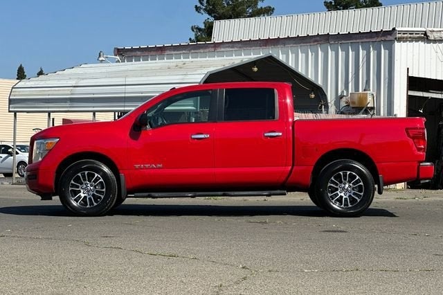 2021 Nissan Titan SV