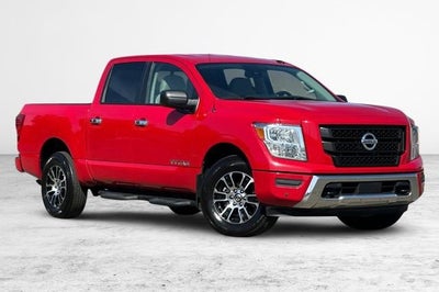 2021 Nissan Titan SV