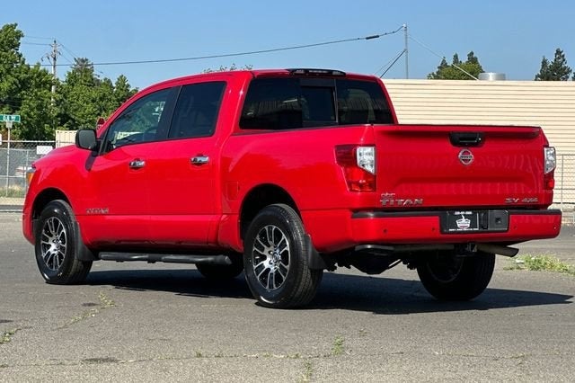 2021 Nissan Titan SV