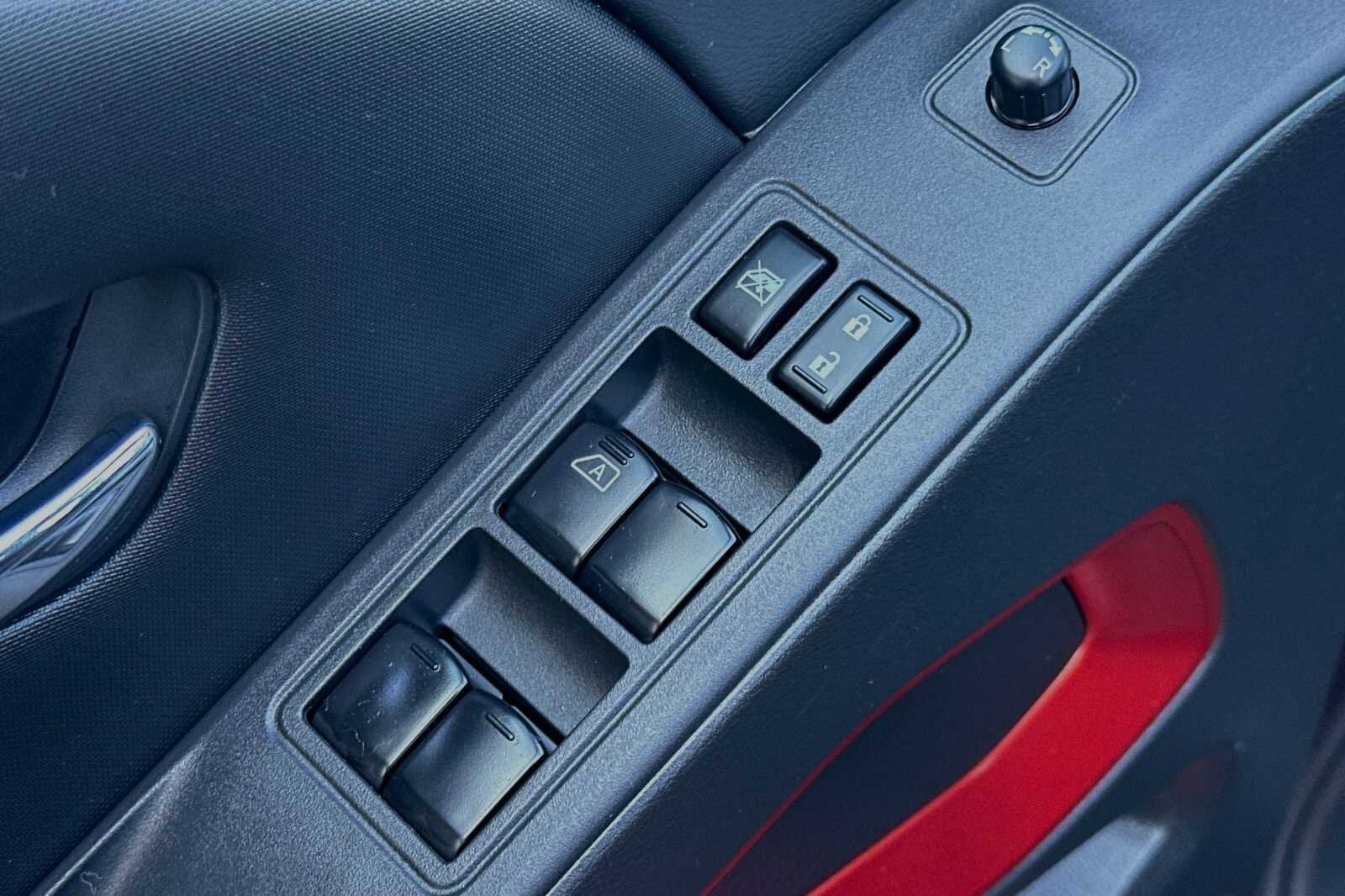 2023 Nissan Frontier PRO-X