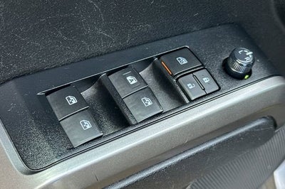 2022 Toyota Tacoma 2WD SR5