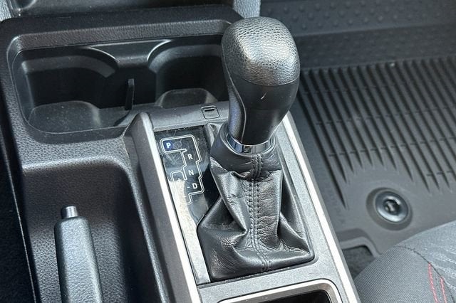 2022 Toyota Tacoma 2WD SR5