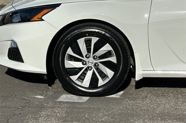 2022 Nissan Altima 2.5 S