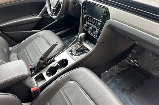 2021 Volkswagen Passat 2.0T SE