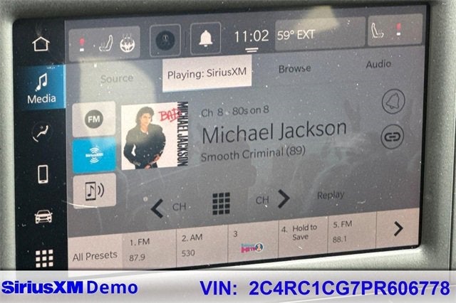 2023 Chrysler Voyager LX