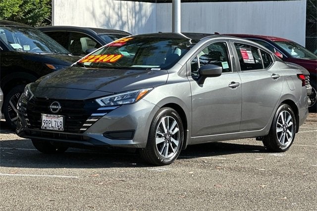 2025 Nissan Versa SV