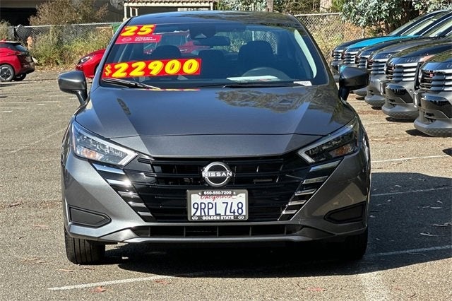 2025 Nissan Versa SV