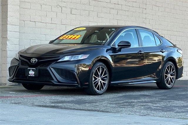2021 Toyota Camry SE
