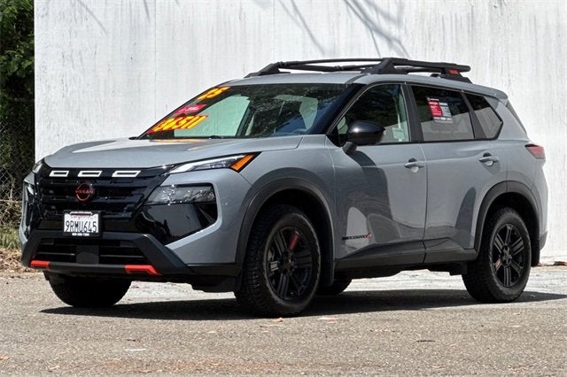 2025 Nissan Rogue Rock Creek