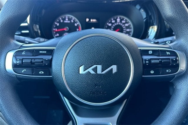2022 Kia K5 LXS