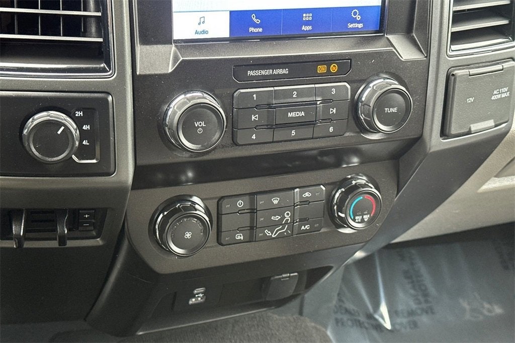 2022 Ford Super Duty F-350 SRW XLT