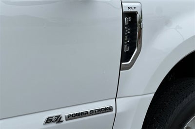 2022 Ford Super Duty F-350 SRW XLT