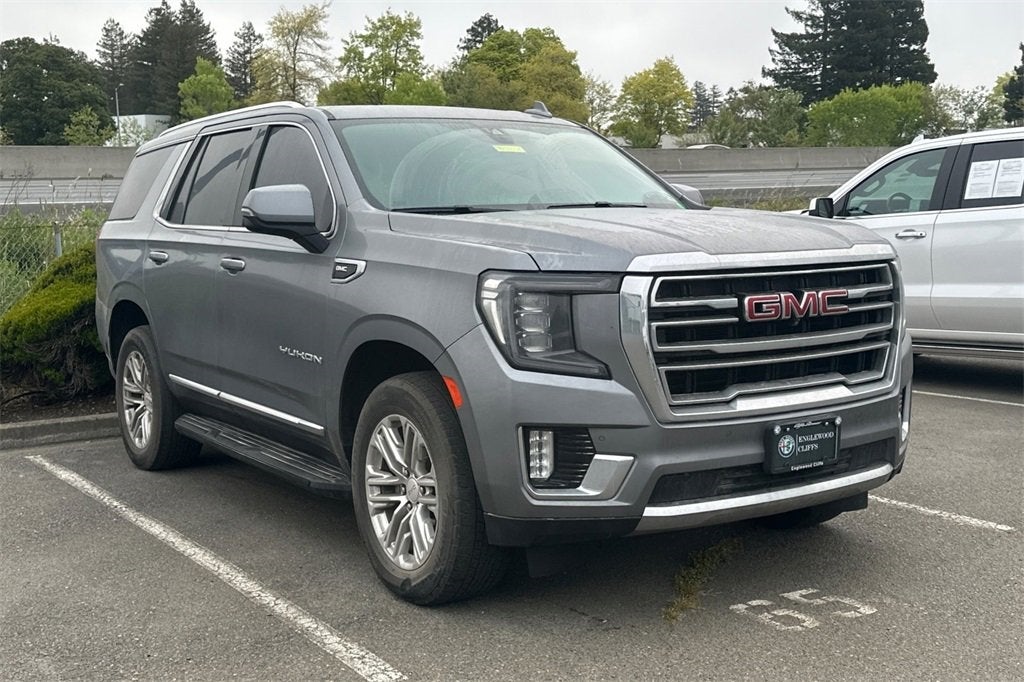 2022 GMC Yukon SLT