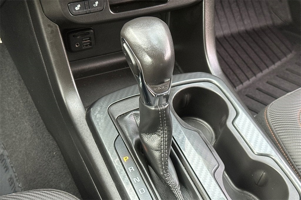 2022 GMC Canyon 4WD AT4 w/Cloth