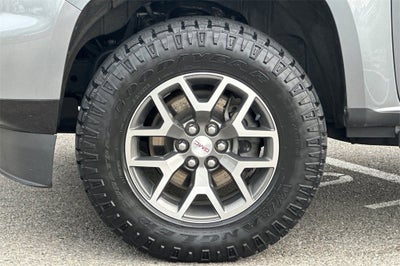 2022 GMC Canyon 4WD AT4 w/Cloth