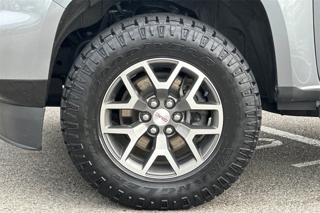 2022 GMC Canyon 4WD AT4 w/Cloth