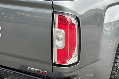 2022 GMC Canyon 4WD AT4 w/Cloth