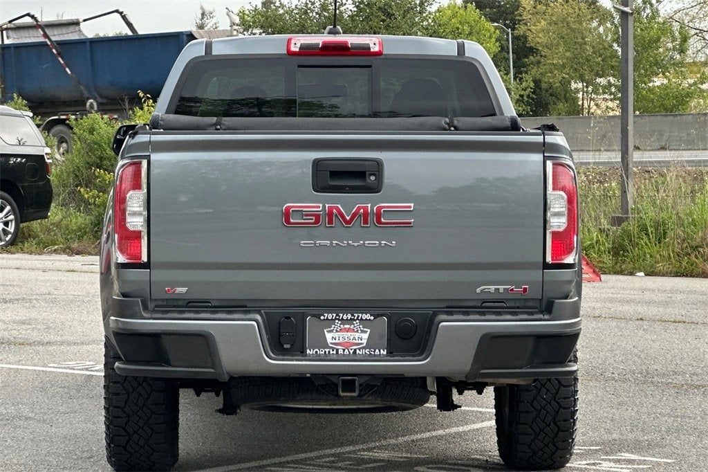 2022 GMC Canyon 4WD AT4 w/Cloth