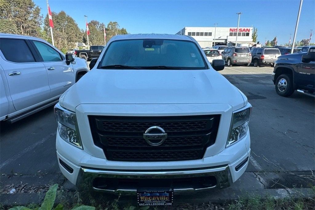 2022 Nissan Titan SV