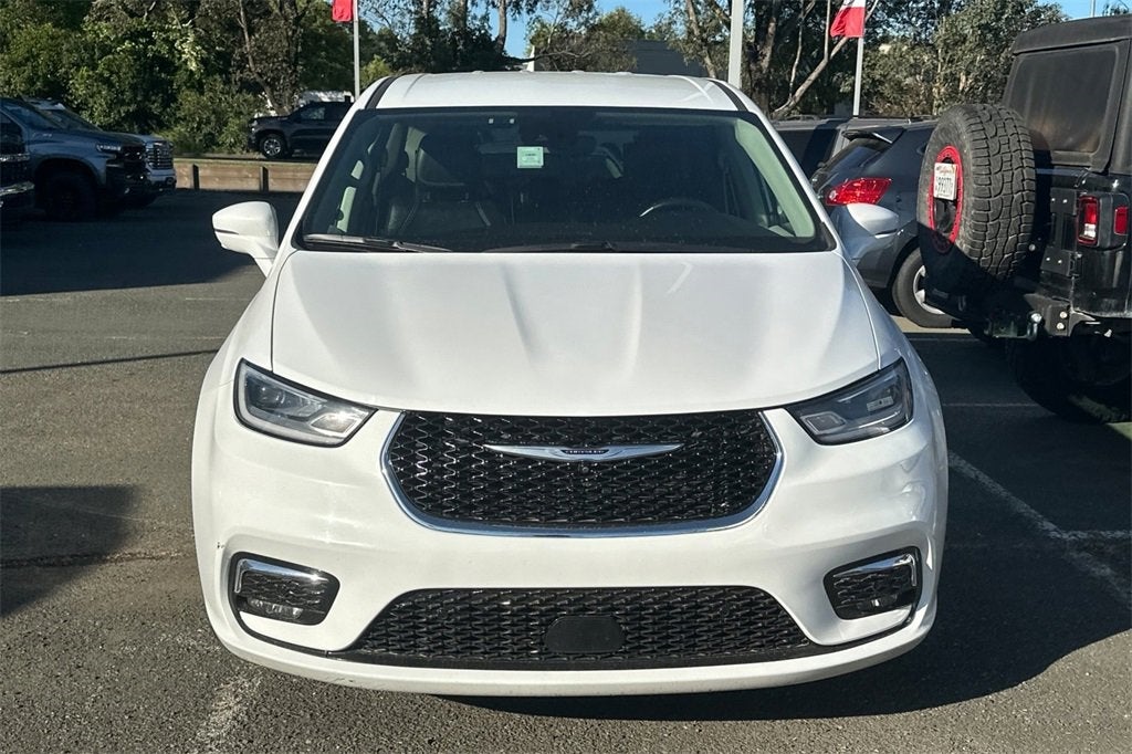 2022 Chrysler Pacifica Hybrid Touring L