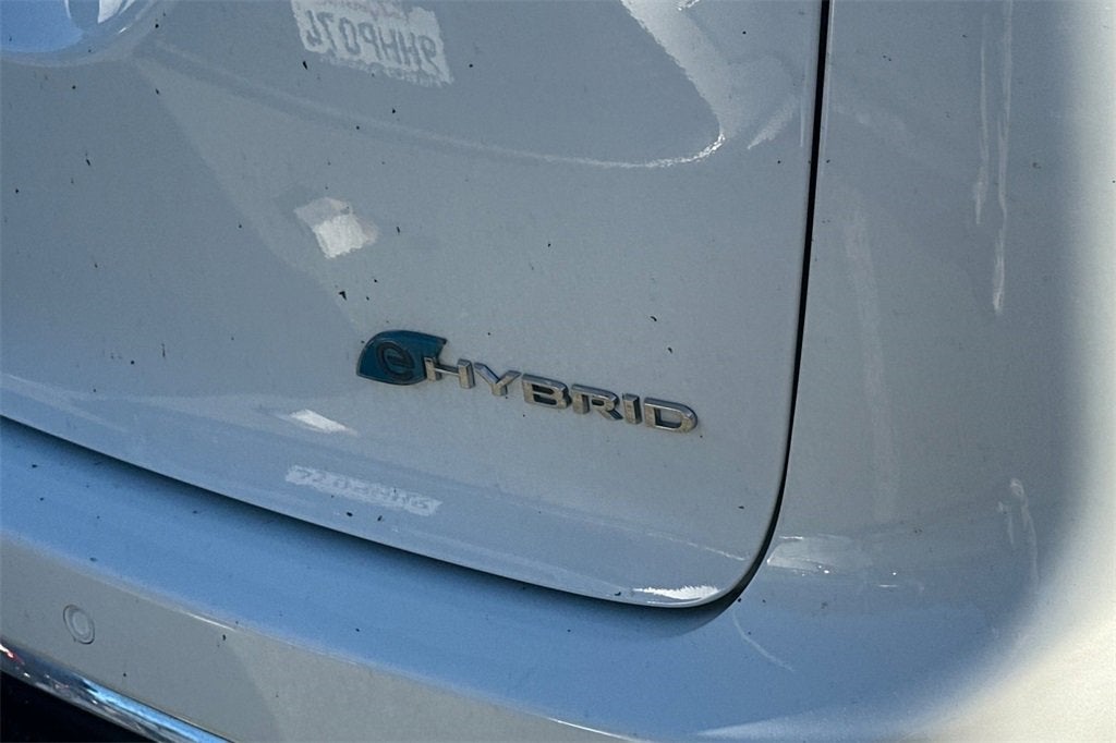 2022 Chrysler Pacifica Hybrid Touring L