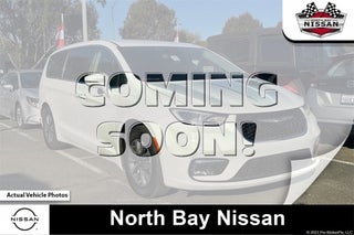 2022 Chrysler Pacifica Hybrid Touring L