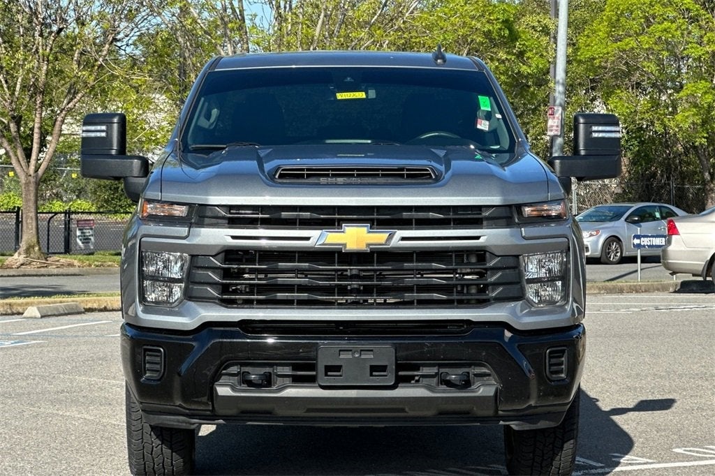 2024 Chevrolet Silverado 2500HD Custom