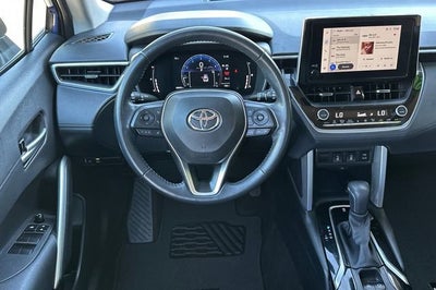2023 Toyota Corolla Cross XLE