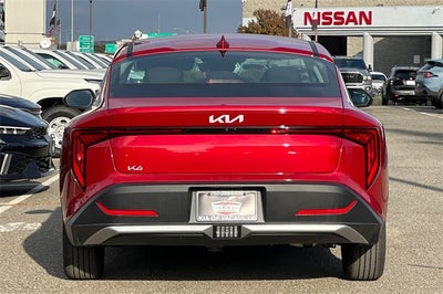 2025 Kia K4 LXS